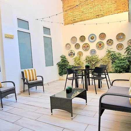 New! Renovated, Centrally Located, Private Entrance, Terrace Leilighet Valencia Eksteriør bilde