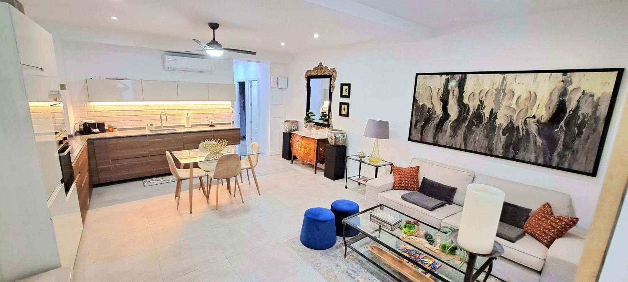 New! Renovated, Centrally Located, Private Entrance, Terrace Leilighet Valencia Eksteriør bilde