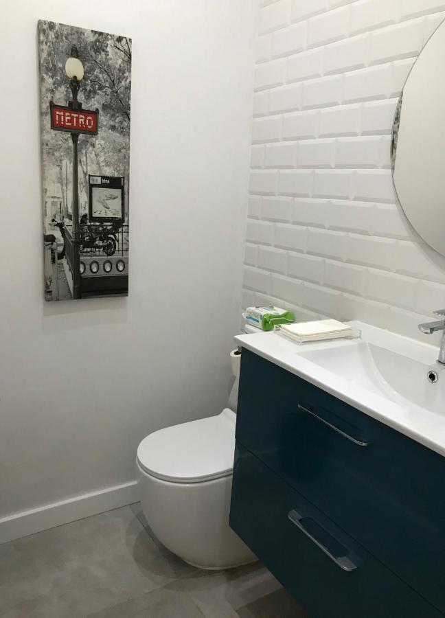 New! Renovated, Centrally Located, Private Entrance, Terrace Leilighet Valencia Eksteriør bilde